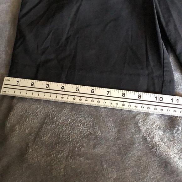 Women’s size XL Hilary Radley black shorts - Picture 3 of 10